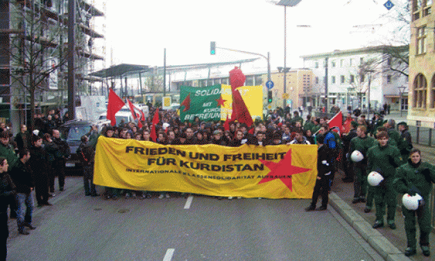 Demonstration in Heilbronn: Solidarität mit Kurdistan