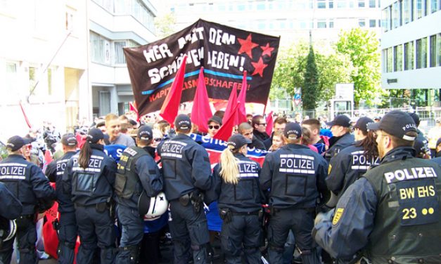 Bericht & Bilder vom Revolutionären 1. Mai 2012 in Stuttgart