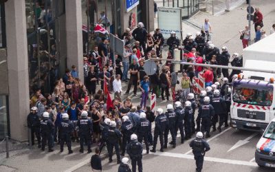 Proteste gegen Propaganda-Tour der NPD in Stuttgart