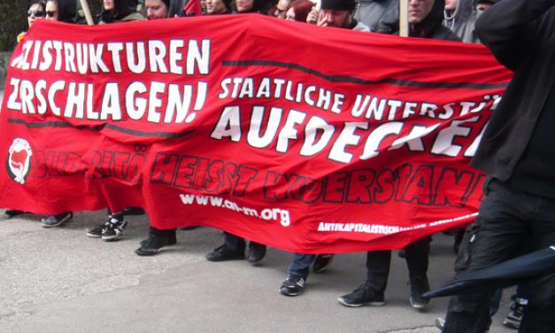 Bilder der Demo gegen faschistischen Terror am 13.04.2013