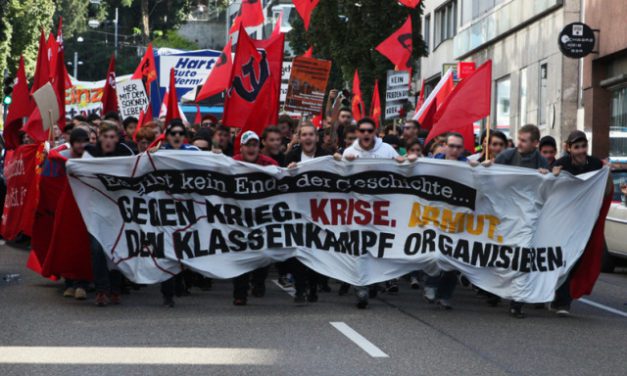 Demo und Proteste gegen die Einheitsfeierlichkeiten