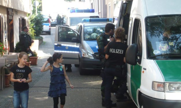 Proteste gegen NPD in Bad Cannstatt