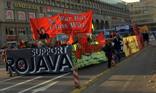 Solidarität mit Rojava – Demonstration in Stuttgart