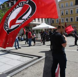 Reaktionäre „Demo für Alle“ angreifen!