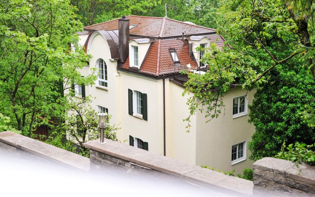 Leeres Hotel in Stuttgart kurzzeitig besetzt